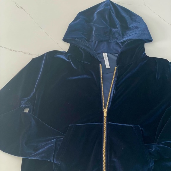 Fabletics Velour Zip -Up Hoodie L - Picture 2 of 6